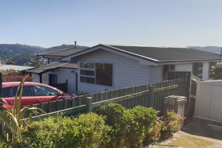 Photo of property in 161 Orangi Kaupapa Road, Northland, Wellington, 6012