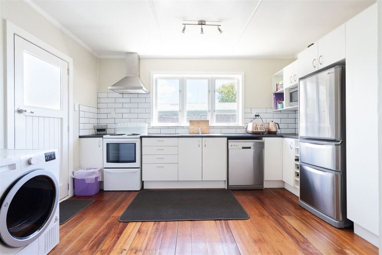 Photo of property in 30b Peddie Street, Taradale, Napier, 4112