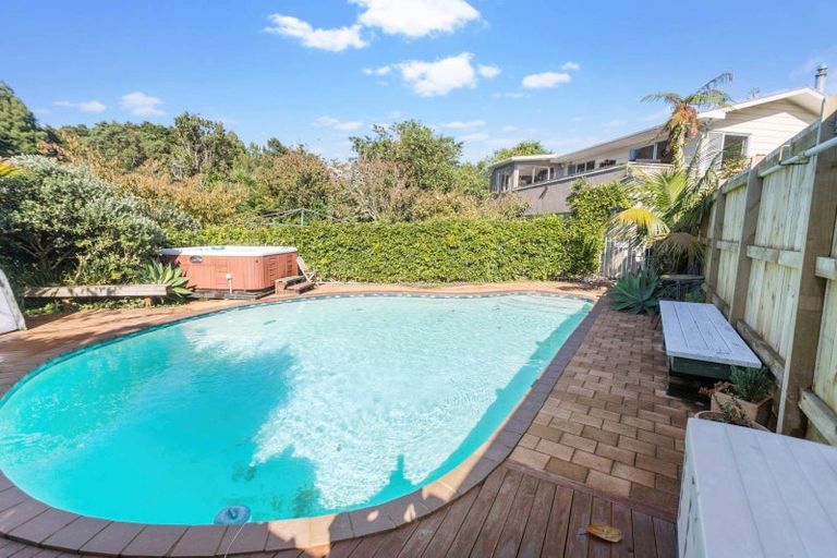 Photo of property in 56 David Avenue, Hillpark, Auckland, 2102