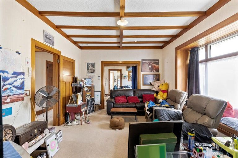 Photo of property in 77 Heretaunga Street, Palmerston North, 4414