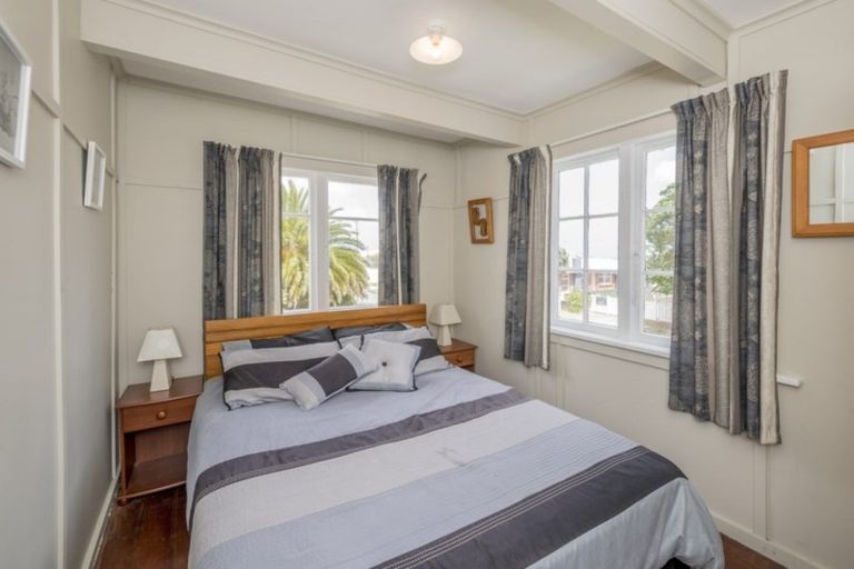 Photo of property in 10 Manly Street, Paraparaumu Beach, Paraparaumu, 5032