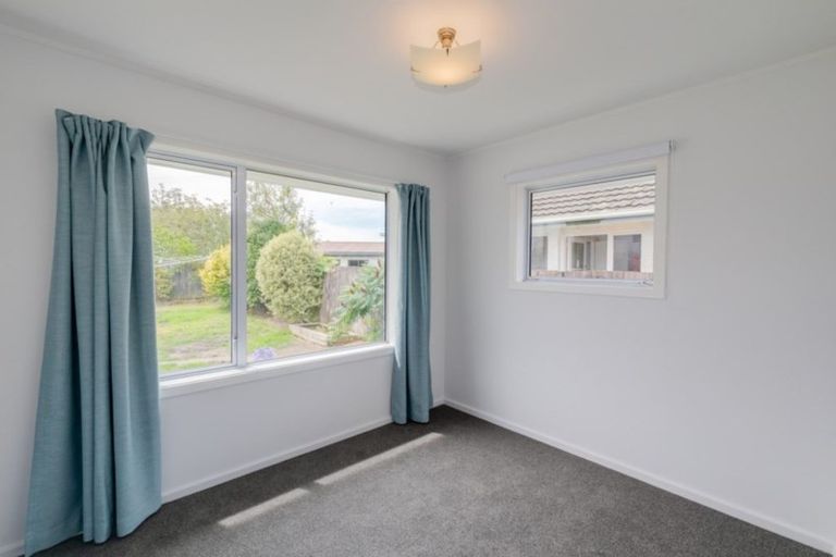 Photo of property in 23 Staffordshire Street, Burwood, Christchurch, 8083