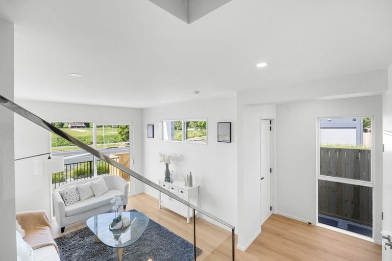 Photo of property in 111 Tributary Parade, Karaka, 2578