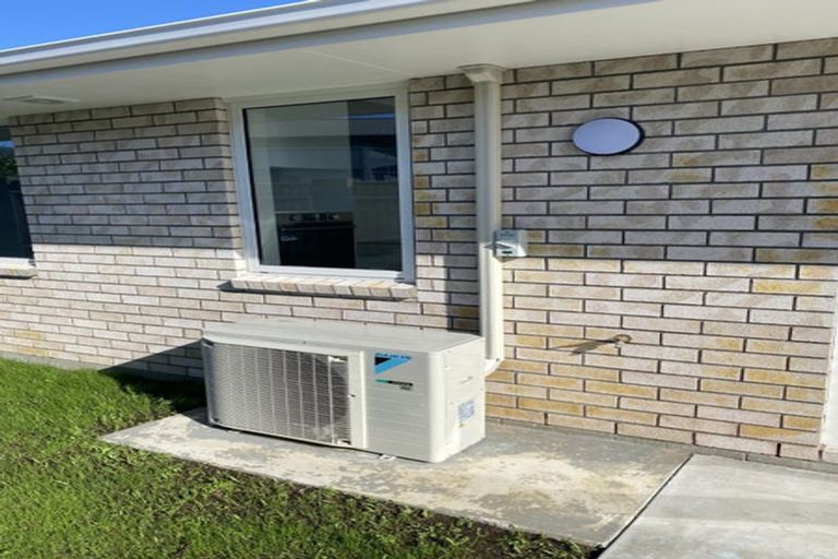 Photo of property in 28f Paritutu Road, Spotswood, New Plymouth, 4310