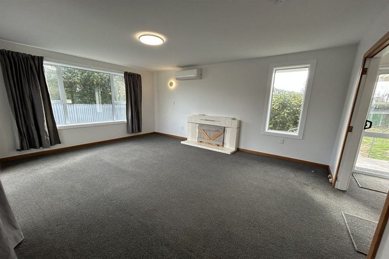 Photo of property in 36 Skerten Avenue, Hornby, Christchurch, 8042