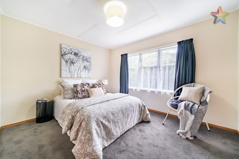 Photo of property in 32 Karaka Street, Wainuiomata, Lower Hutt, 5014