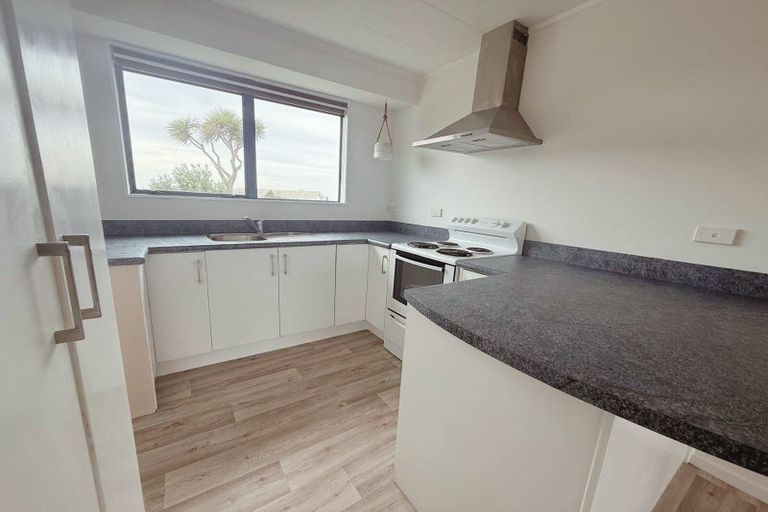 Photo of property in 6 Doncaster Terrace, Ascot Park, Porirua, 5024