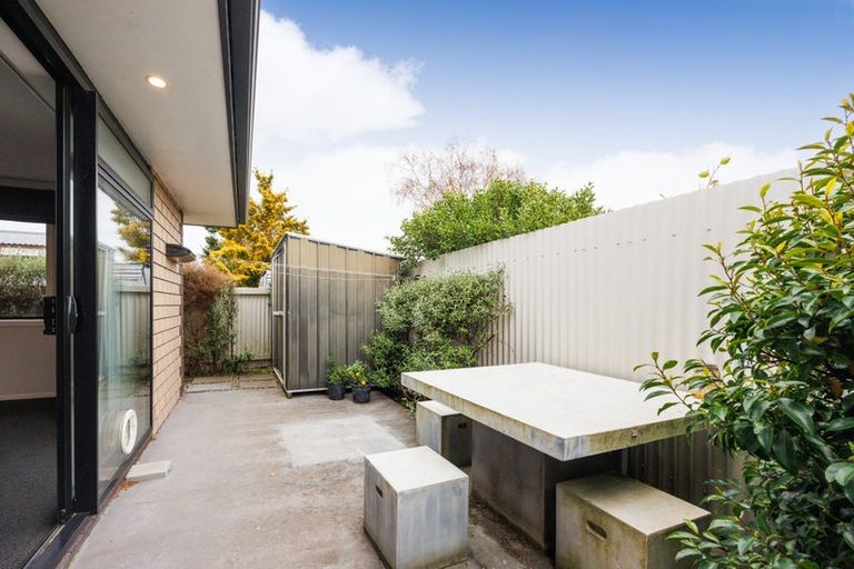 Photo of property in 8b Sinclair Avenue, Highbury, Palmerston North, 4412