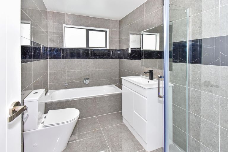Photo of property in 295 Weymouth Road, Weymouth, Auckland, 2103