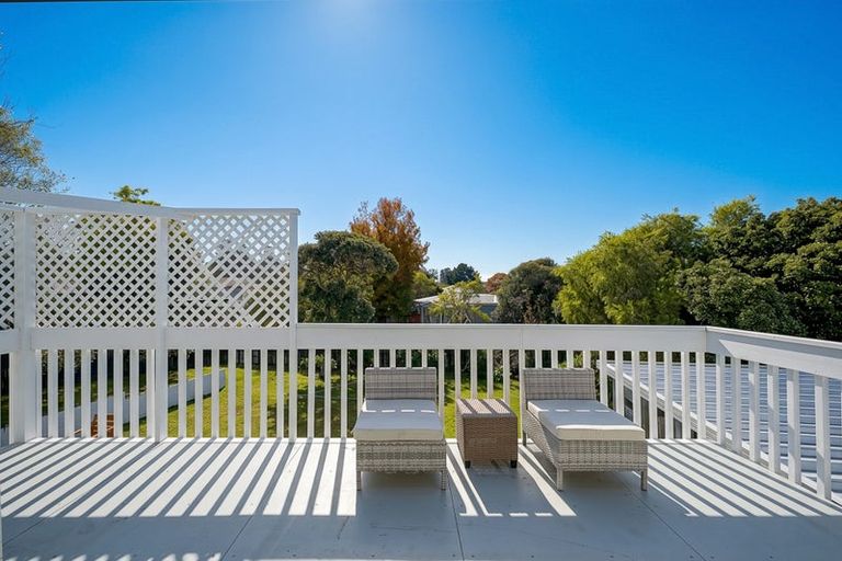 Photo of property in 41 Spence Road, Henderson, Auckland, 0612