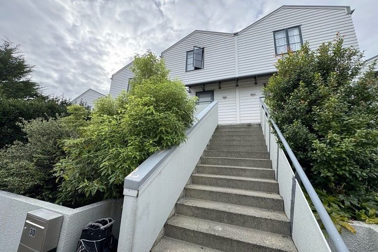 Photo of property in 30/5 Carolina Place, Albany, Auckland, 0632