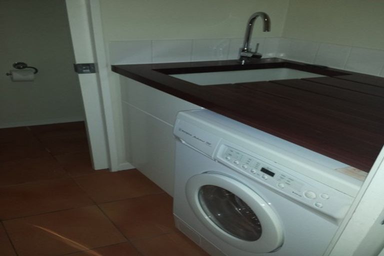 Photo of property in 32 Latimer Square, Christchurch Central, Christchurch, 8011