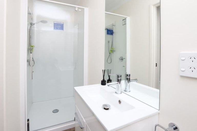 Photo of property in 215u3 Massey Street, Frankton, Hamilton, 3204