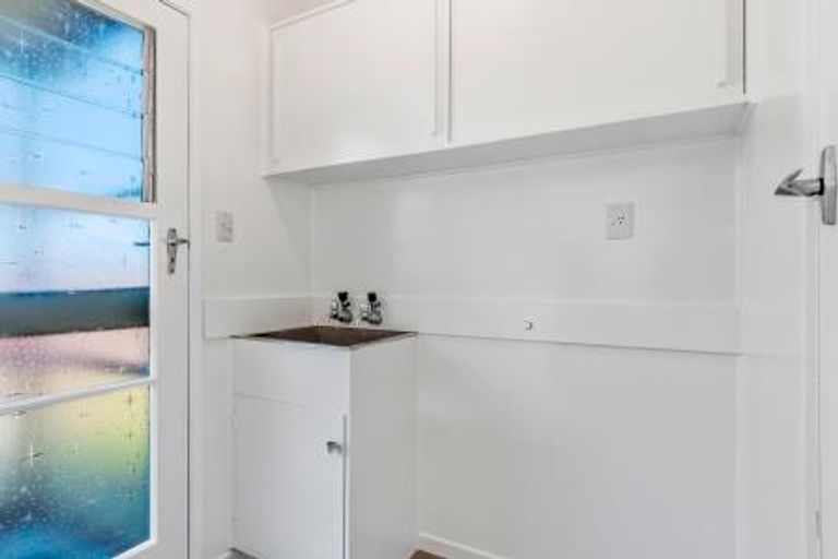 Photo of property in 24 Cedar Grove, Matua, Tauranga, 3110
