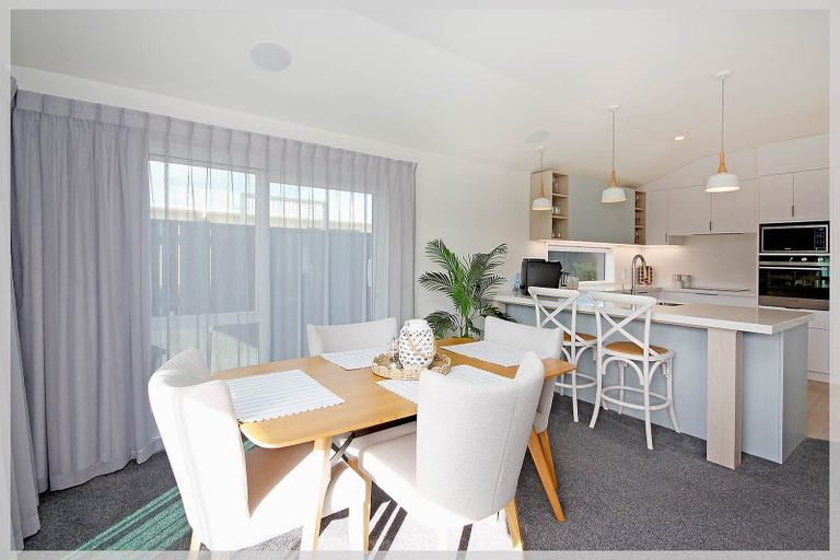 Photo of property in 10a Pratt Avenue, Foxton Beach, Foxton, 4815