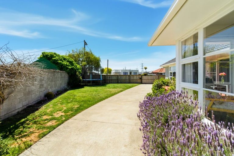 Photo of property in 75 Moffett Street, Islington, Christchurch, 8042