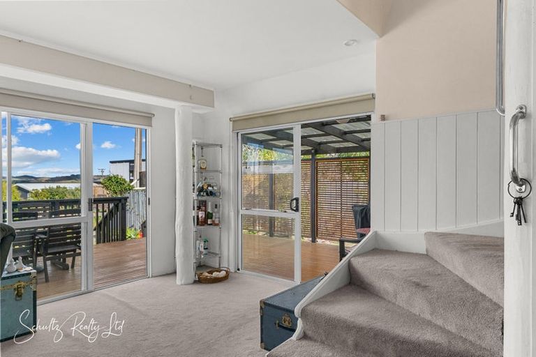 Photo of property in 38 Oxford Street, Whakapirau, Maungaturoto, 0583