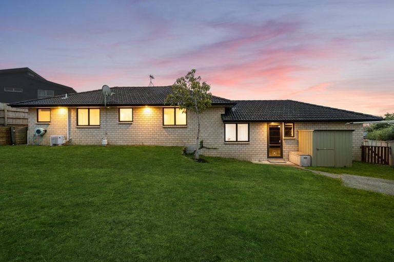 Photo of property in 65b Puriri Road, Pukekohe, 2120