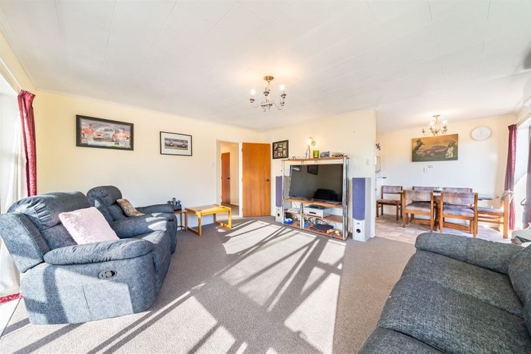 Photo of property in 78 Kairimu Street, Stokes Valley, Lower Hutt, 5019