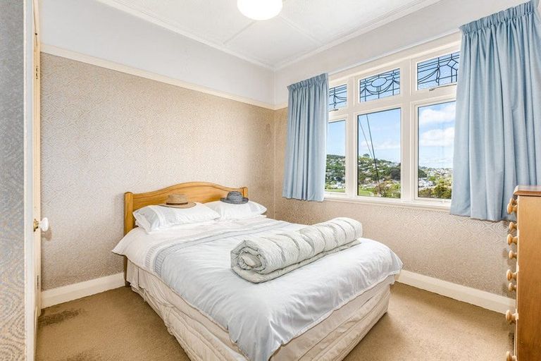Photo of property in 25 Makara Road, Karori, Wellington, 6012