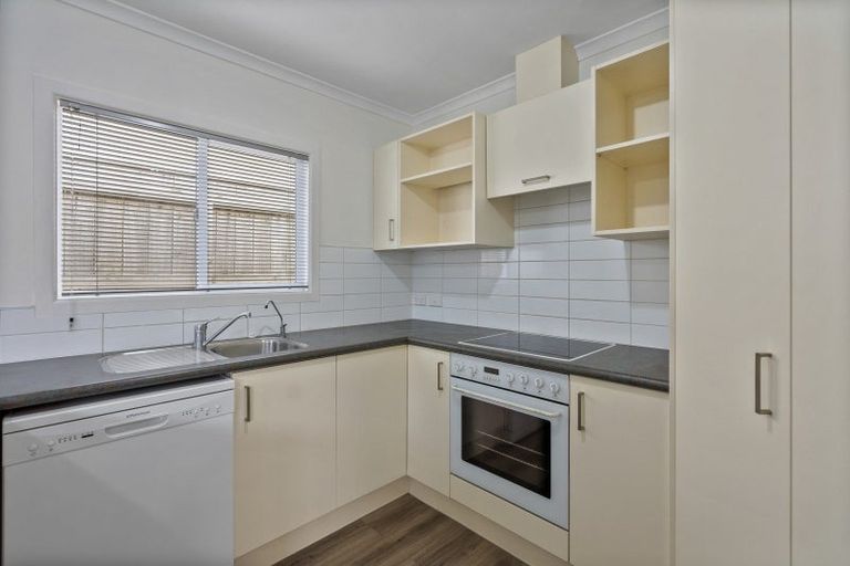 Photo of property in 79 Pohutukawa Place, Bell Block, New Plymouth, 4312