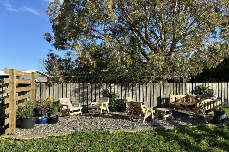 Photo of property in 6 Malcolm Street, Martinborough, 5711