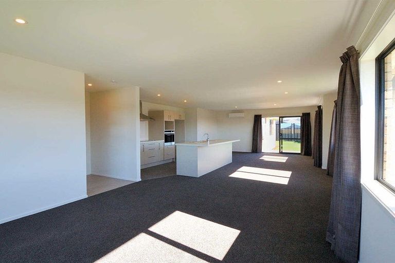 Photo of property in 2 Hartford Crescent, Rolleston, 7615