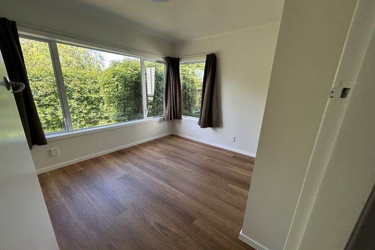 Photo of property in 32 Kiwi Road, Raumati Beach, Paraparaumu, 5032