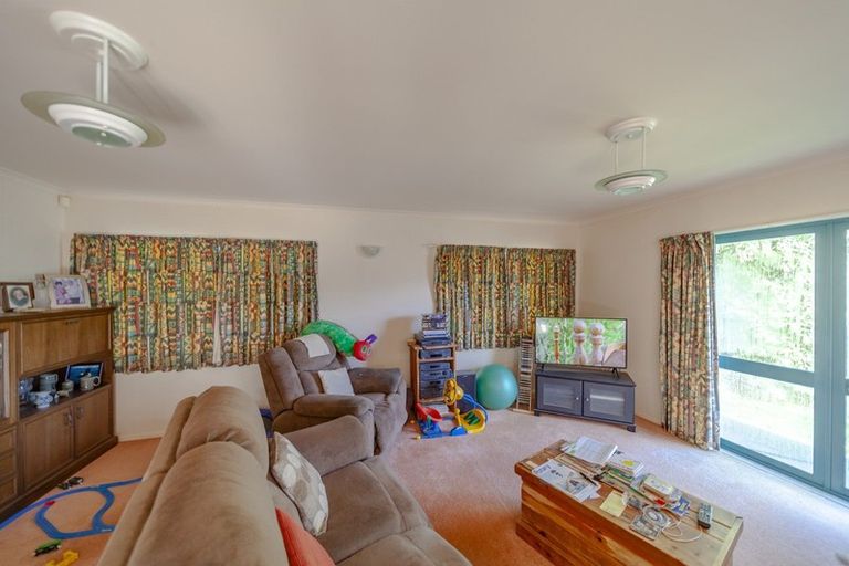 Photo of property in 5 Montague Way, Taradale, Napier, 4112