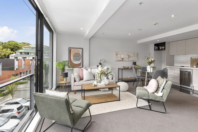 Photo of property in Nouvo Apartments, 21u3h Rugby Street, Mount Cook, Wellington, 6021