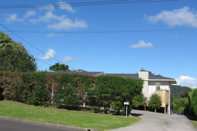 Photo of property in 1/40 Savoy Road, Glen Eden, Auckland, 0602