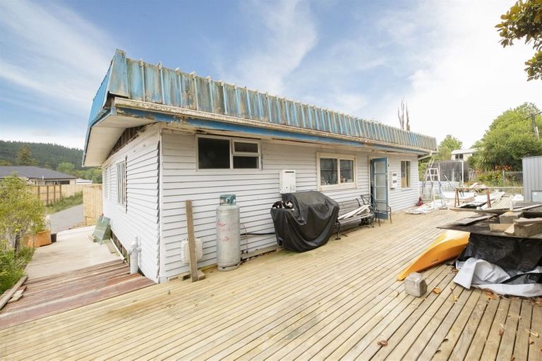 Photo of property in 5 Duchess Way, Riverhead, 0820