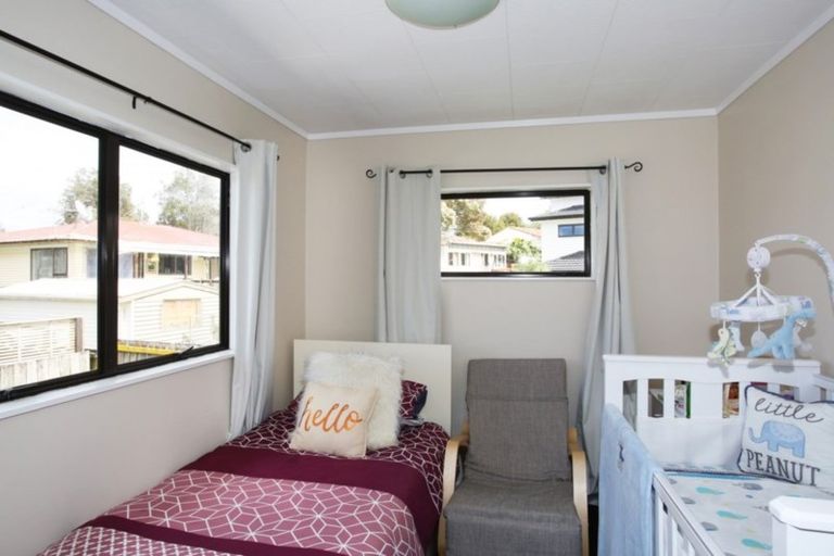 Photo of property in 2/1 Totara Road, Manurewa, Auckland, 2102