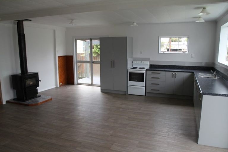 Photo of property in 31 Queen Street, Westport, 7825