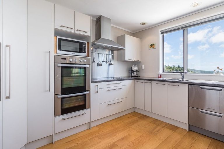 Photo of property in 11 Mercury Way, Whitby, Porirua, 5024