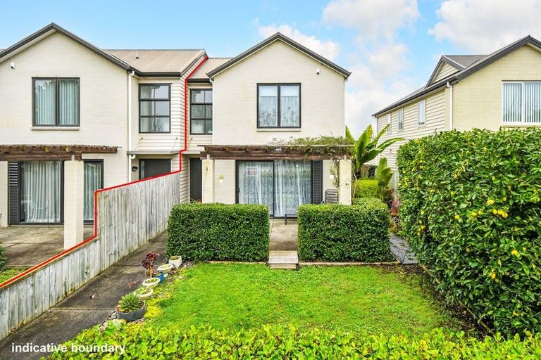 Photo of property in 47 Popokatea Drive, Takanini, 2112