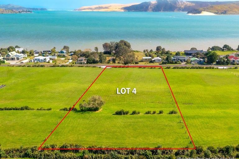 Photo of property in 16 Koutu Point Road, Opononi, Kaikohe, 0473