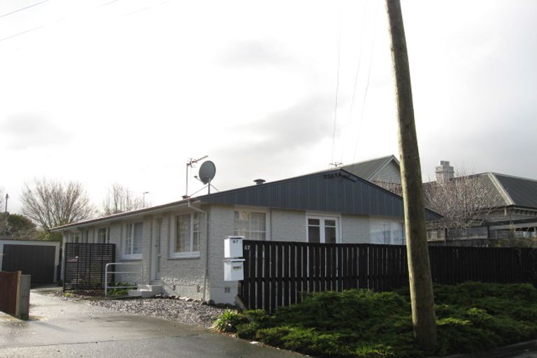 Photo of property in 2/67 Holly Road, St Albans, Christchurch, 8014