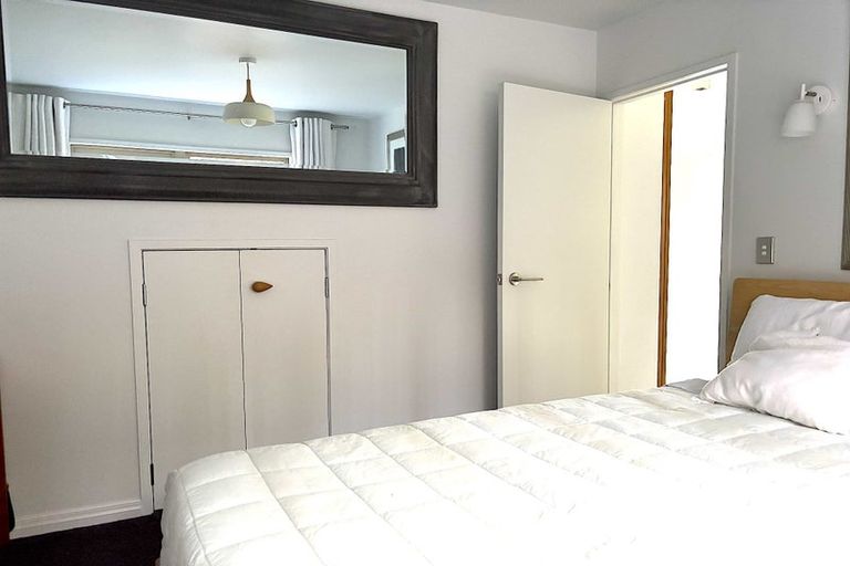 Photo of property in 24 Carnmore Place, Torbay, Auckland, 0630