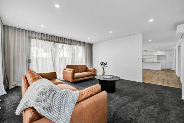 Photo of property in 74 Turuturu Road, Hawera, 4674