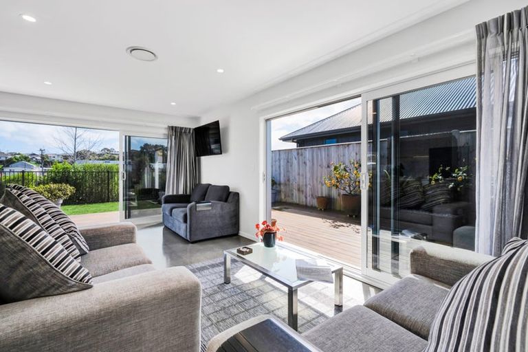 Photo of property in 1/20b Gordon Street, Glen Avon, New Plymouth, 4312