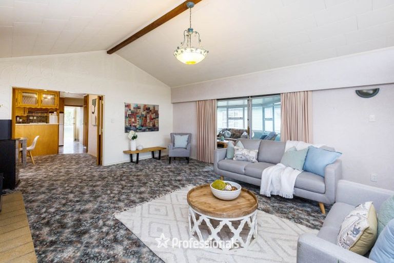 Photo of property in 57 Routley Crescent, Elderslea, Upper Hutt, 5018