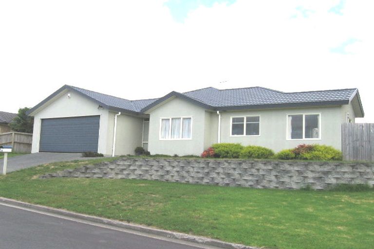 Photo of property in 10 Fresil Lane, Massey, Auckland, 0614