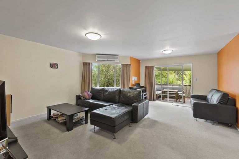 Photo of property in 136b Birkenhead Avenue, Birkenhead, Auckland, 0626
