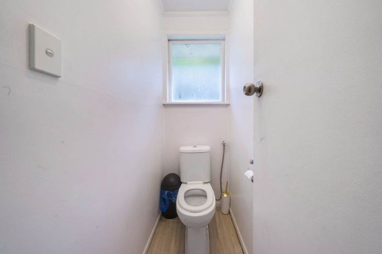 Photo of property in 5 Malmo Place, Manurewa, Auckland, 2102