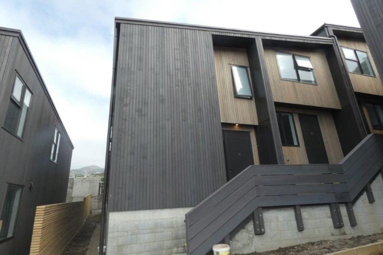 Photo of property in 11/20u Trent Street, Island Bay, Wellington, 6023