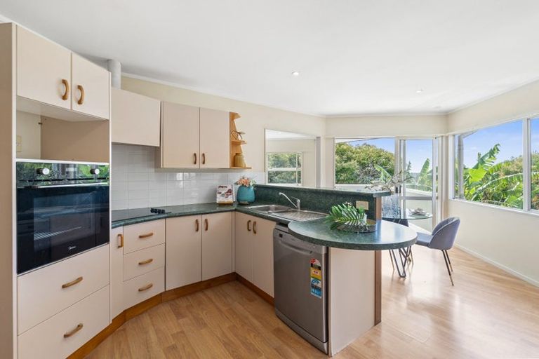 Photo of property in 51b Birkdale Road, Birkdale, Auckland, 0626