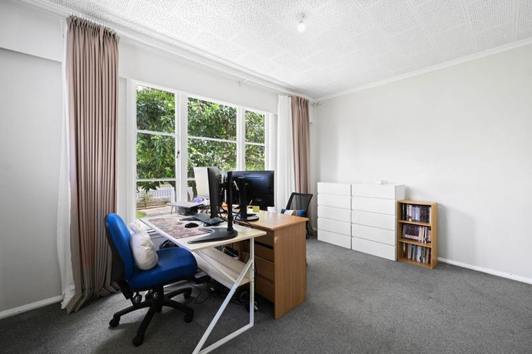 Photo of property in 10 Vectis Road, Hillcrest, Hamilton, 3216