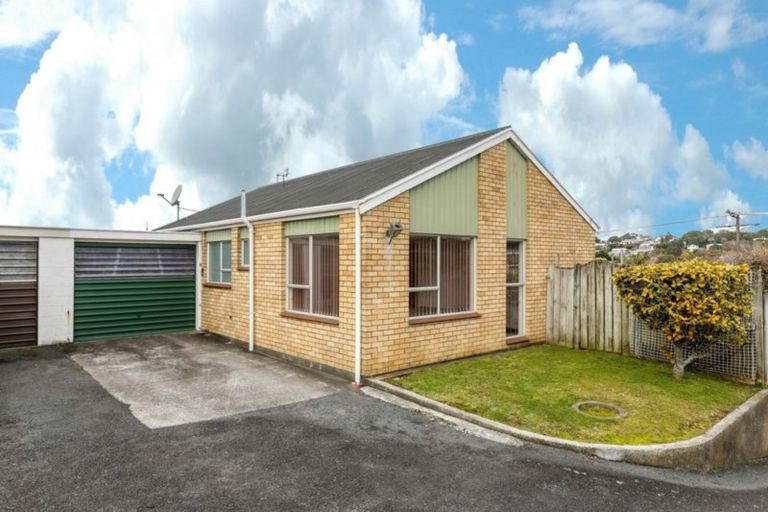 Photo of property in 3/10 Birdwood Avenue, Moturoa, New Plymouth, 4310