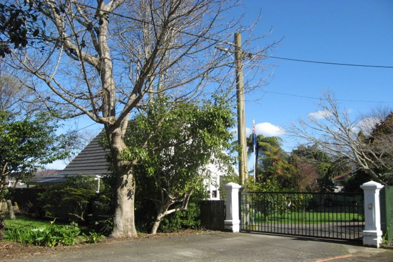Photo of property in 3 Oriel Place, Levin, 5510